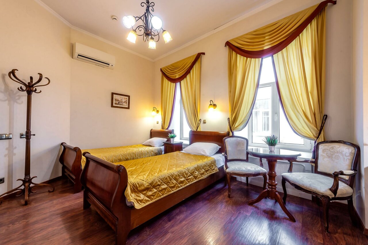 Гостиница Времена года Санкт-Петербург