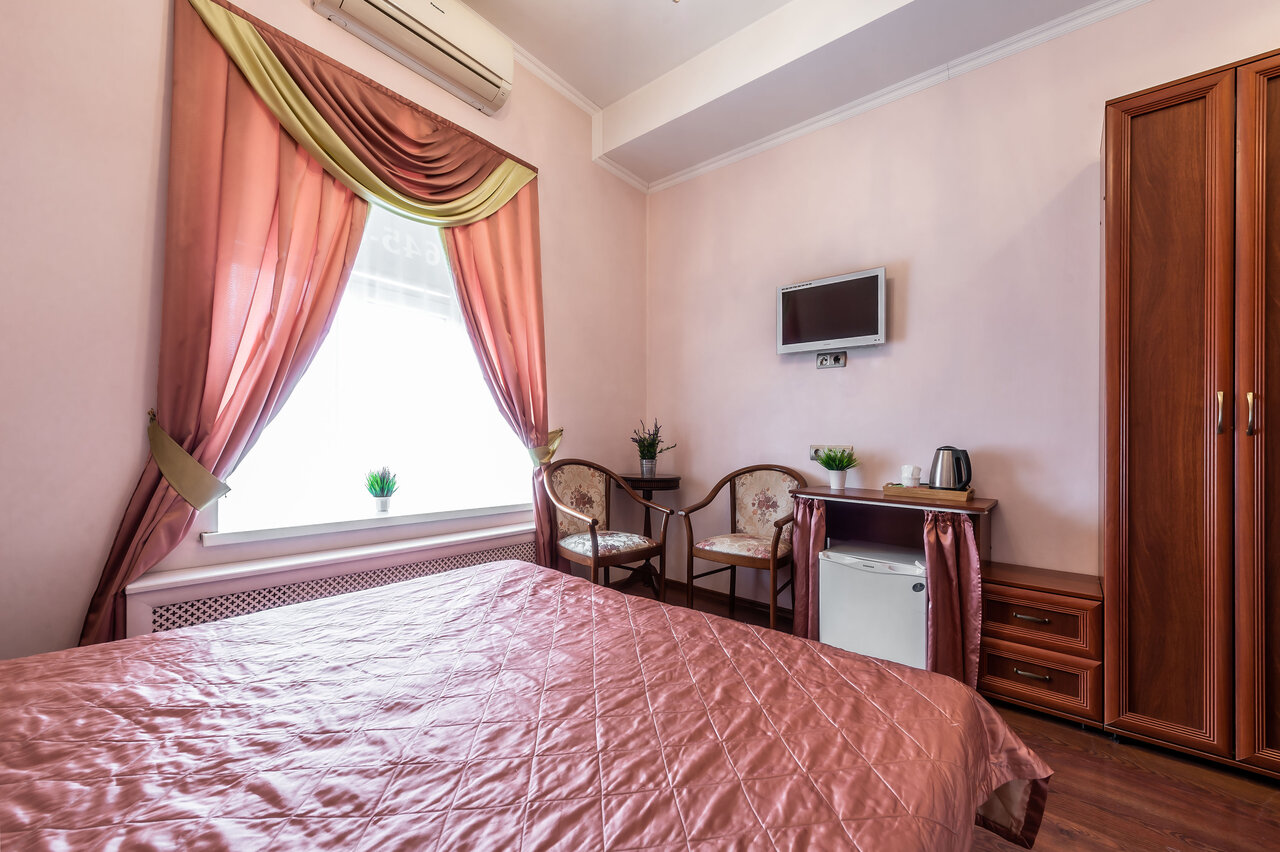 Гостиница Времена года Санкт-Петербург