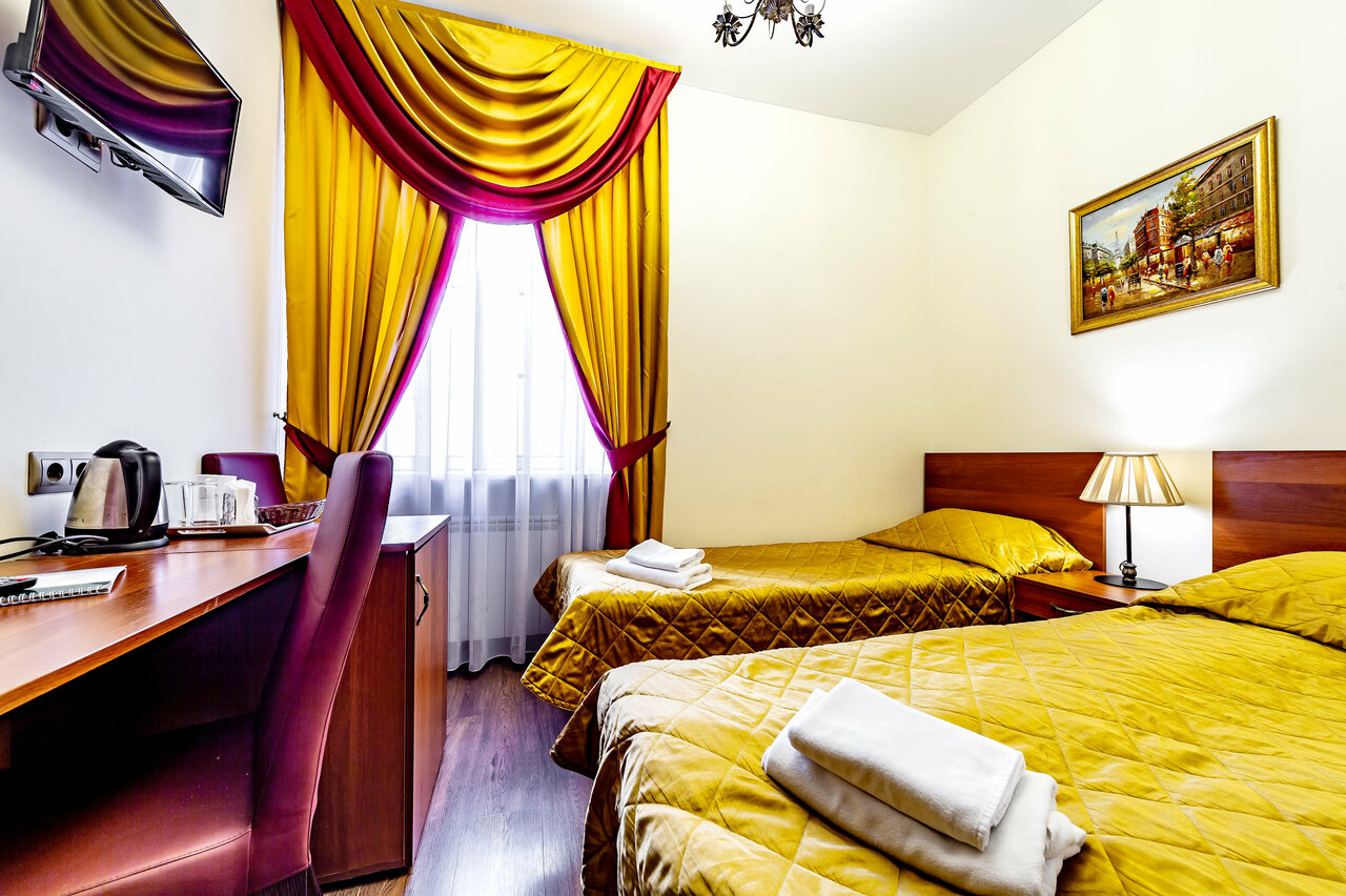 Гостиница Времена года Санкт-Петербург