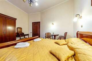 Гостиница Времена года Санкт-Петербург Семейный номер-7