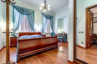 Гостиница Времена года Санкт-Петербург-0