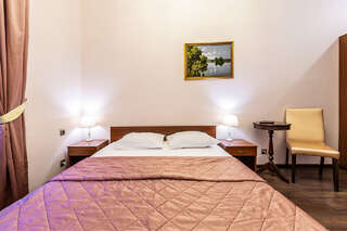 Гостиница Времена года Санкт-Петербург Семейный номер-1