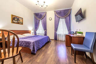 Гостиница Времена года Санкт-Петербург Двухместный номер с 2 отдельными кроватями-1