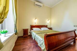 Гостиница Времена года Санкт-Петербург Номер улучшенный с 1 двуспальной кроватью-4